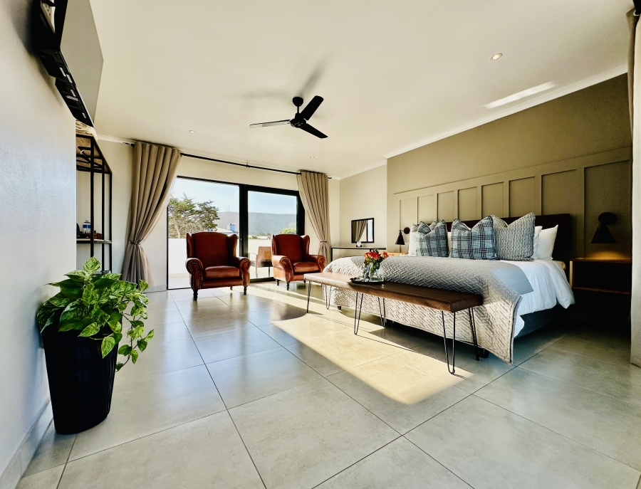 9 Bedroom Property for Sale in Westcliff Western Cape